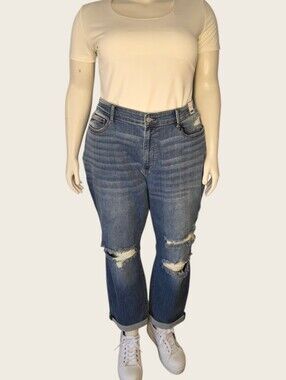 Judy Blue Coastal Cool Distressed Boyfriend Jeans 22W NWT